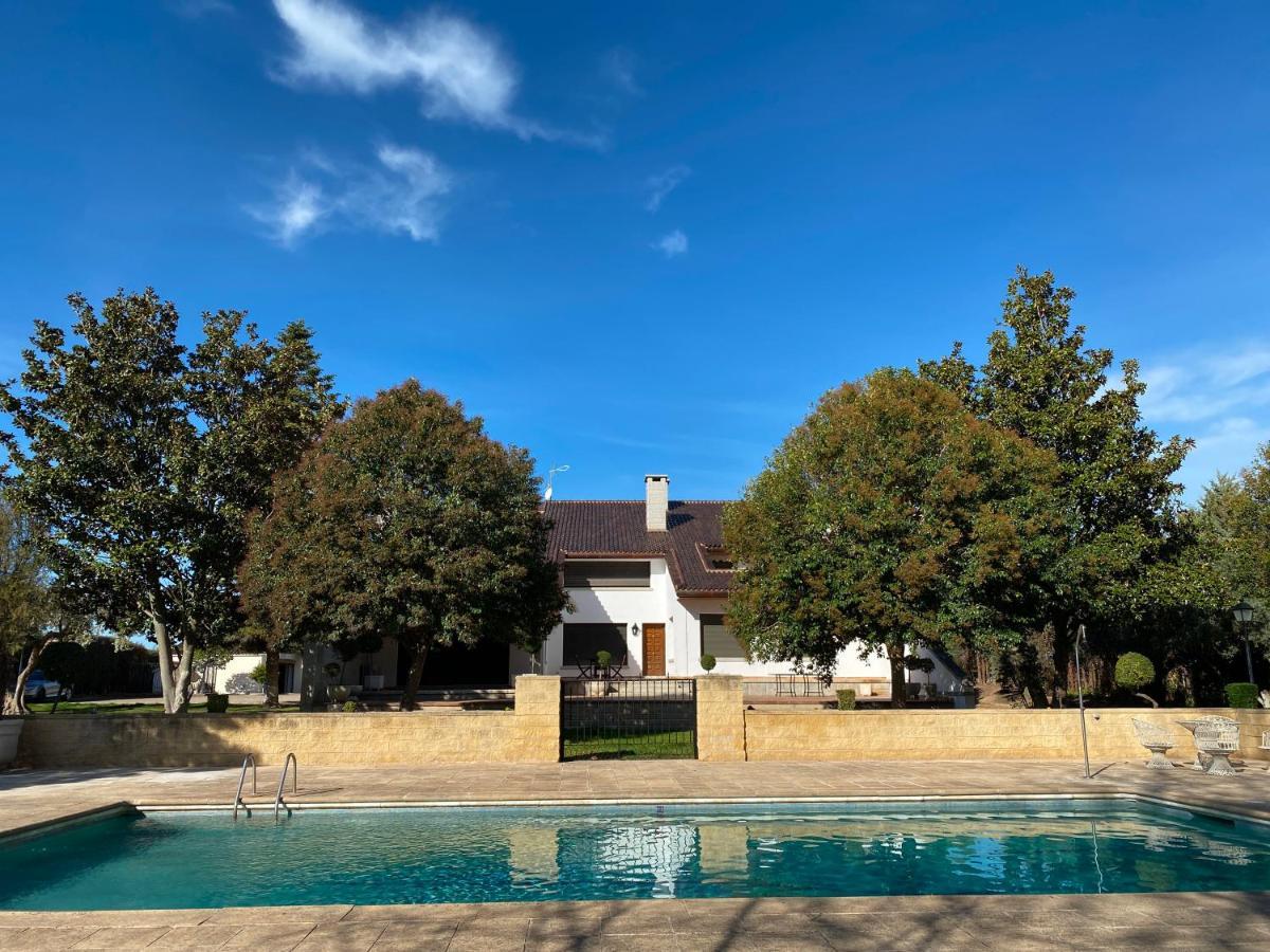 Villa Blanca Con Piscina A 15 Minutos De Toledo - Apartamentos Aloha Toledo Olias del Rey Екстер'єр фото